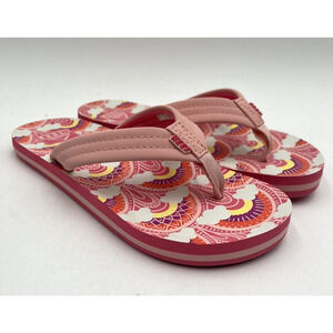 NEW Reef AHI RAINBOWS AND CLOUDS Girls Flip Flop Pink US Size 2 No Box
